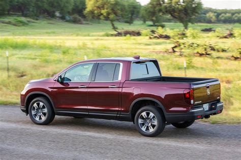 2019 Honda Ridgeline Pictures 219 Photos Edmunds