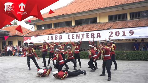 Penampilan Pbb Formasi Variasi Paskibra Smkn 3 Surabaya Lkbb Lentera