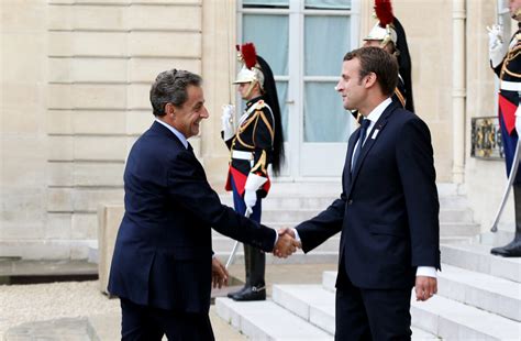 Photo Nicolas Sarkozy Et Emmanuel Macron Le Pr Sident De La