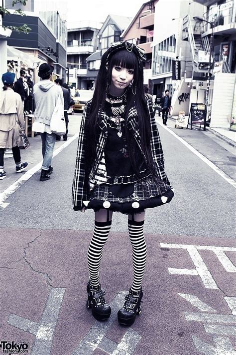 Desperatehell Guest Post How To Dress Visual Kei Clothing Harajuku Fashion Street Harajuku