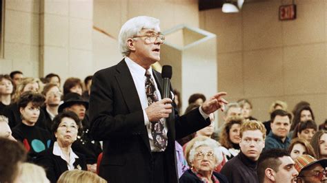 Phil Donahue Pioneer Of The Daytime Talk Show Dies At Age 88