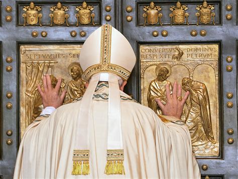 Pope Francis Holy Year Serves As Reminder To Put Mercy Before Judgment