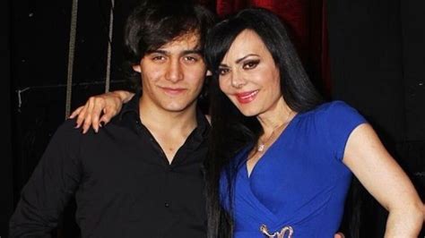 Maribel Guardia no quiere que su hijo sea como Joan Sebastian