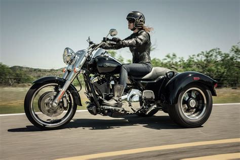 The Brawny 2016 Harley-Davidson Trike Freewheeler - LatestMotorcycles.com