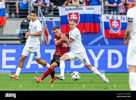 Leandro Trossard 9 Del Belgio E Ondrej Duda 8 Della Slovacchia