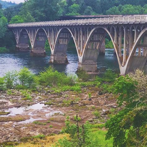 Roseburg Oregon Bridge River Winchester Dam North Umpqua River