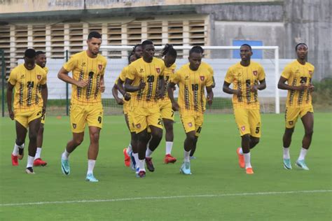 Taça das Nações Africanas UM TROFÉU 3 FAVORITOS E 4 FORASTEIROS O