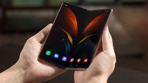 Galaxy Z Fold Ve Z Flip Ekran Zellikleri Ortaya Kt Technopat