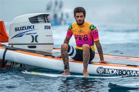 Filipe Toledos Heartbreak In Tracks Magazine The Surfers