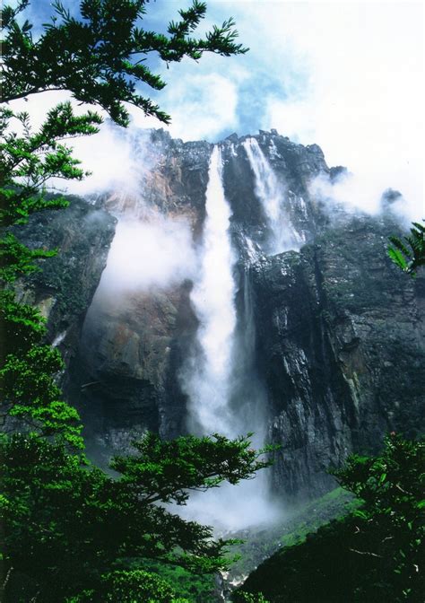 Free angel falls Stock Photo - FreeImages.com