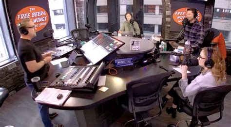 Segment 17 Surprise Presents What S A Bird Buddy And More Free Beer And Hot Wings