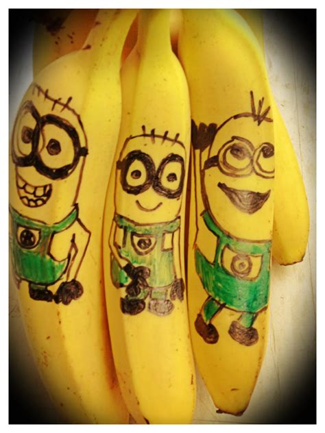 Banana song... And the minions!