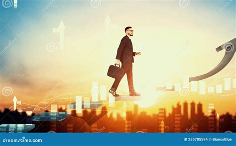 Business Growth Potential Concept With Virtual Graphic Of Financial