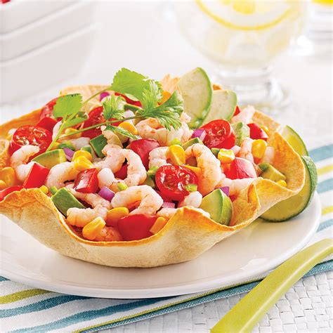 Salade De Crevettes Nordiques En Fleurs De Tortilla Les Recettes De Caty