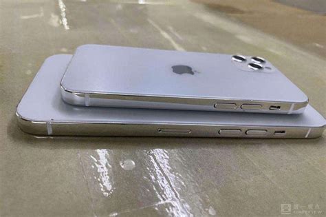 iPhone 12电池更小了苹果真就开历史倒车 财经头条