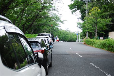 車の死角｜車両周辺や運転中に発生する見えない位置、死角の対策を解説 ダックス Glassstyleグラススタイル 公式サイト