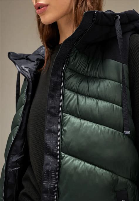 STREET ONE Gilet long dans un mélange de matières en Vert STREET ONE