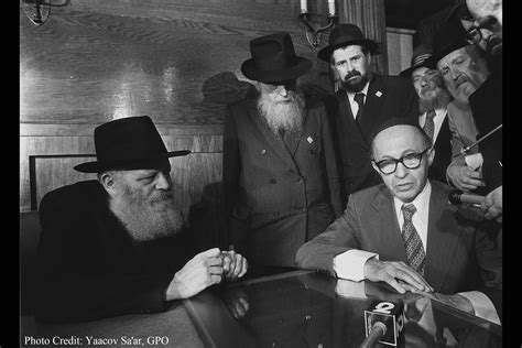 Rabbi Menachem Mendel Schneerson (1902–1994)