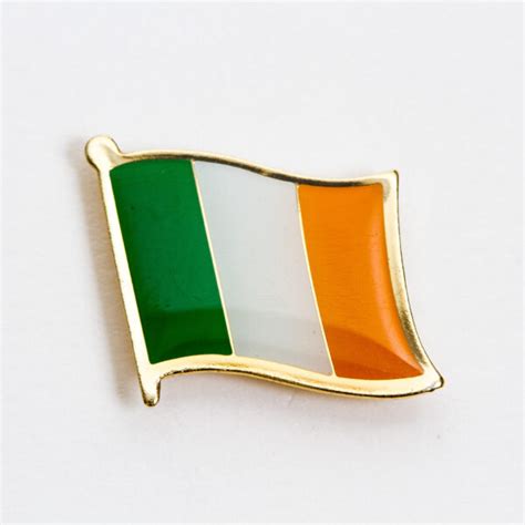 Ireland Lapel Pin – Flag Matrix