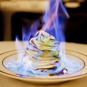 How to Make a Fiery Baked Alaska Flambé - ZergNet