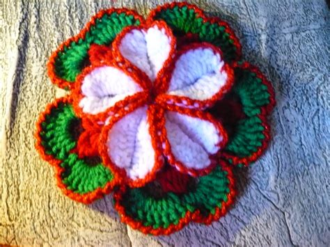 Stitches Crochet Christmas Starburst Hotpad Pattern