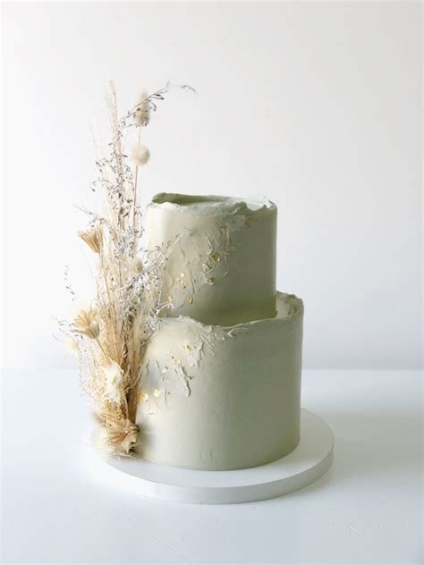No Fuss Semi Naked Wedding Cake Honey Bee Baker