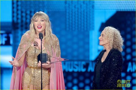 Watch Taylor Swifts Artist Of The Decade Speech At Amas 2019 Video