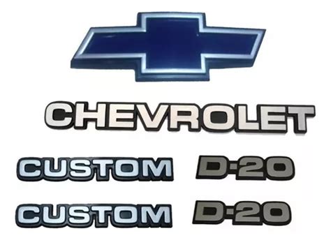 Emblemas D Custom Gravata Dianteira Chevrolet Mala