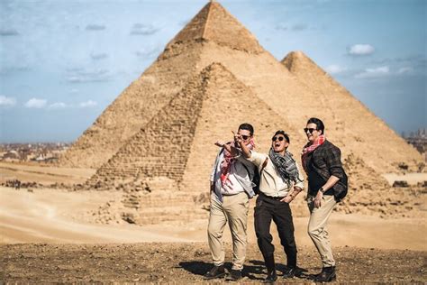 Professional Photo Shoot Authentic Cairo Walking Tour