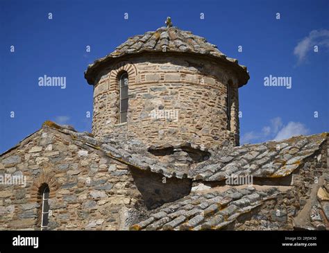 Paisaje Con Vista Panor Mica De La C Pula De Aghios Petros Una Iglesia