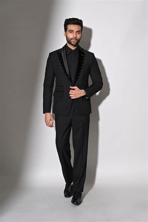 Black Italian Slim Fit Tuxedo Suit With Pant Shreeman