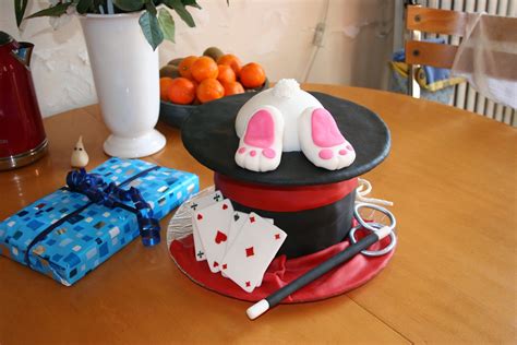 Brico Gateau Gâteau Chapeau De Magicien Et Fesses De Lapin