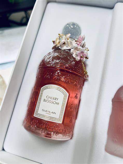 Cherry Blossom Mill Sime Guerlain Parfem Parfem Za Ene