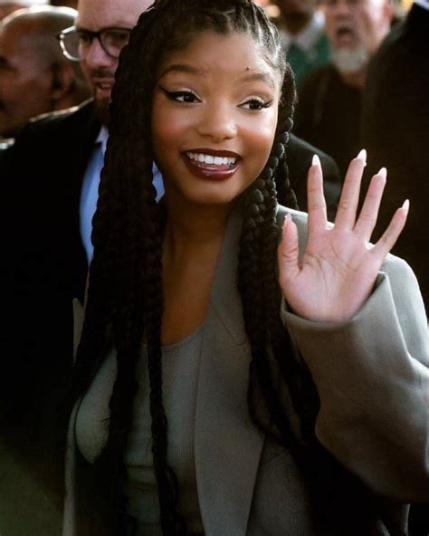 The Siren Source On Twitter Halle Bailey The People’s Princess Parisfashionweek