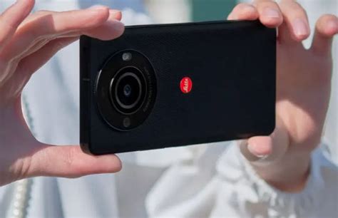 Leica Leitz Phone Launched A Camera Phone With Mp Sensor