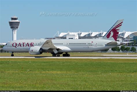 A Bhf Qatar Airways Boeing Dreamliner Photo By Hugo Schwarzer