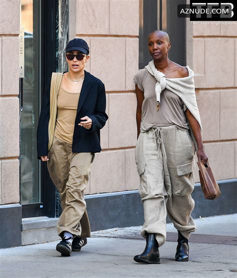 Zoe Kravitz Sexy Seen Braless Flaunting Her Hot Tits Out With A Friend