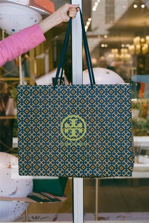 Tory Burch Outlet Store at Houston Premium Outlets | Daily Craving