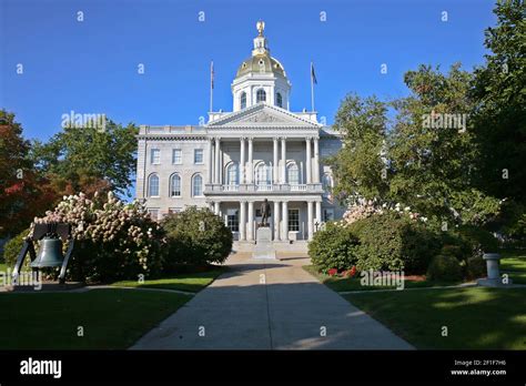 New Hampshire State House Stock Photo Alamy