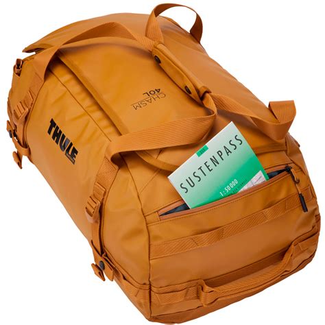 Купить Спортивная сумка Thule Chasm Duffel Golden 40 л золотистая