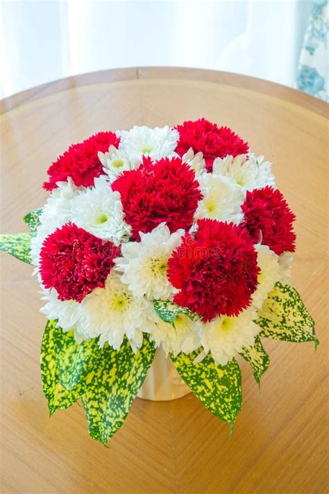 Red Carnation Bouquet Stock Image Image Of Decoration 9713333