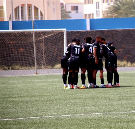 Ta A De Cabo Verde Acad Mica Do Mindelo Morabeza Barreirense E