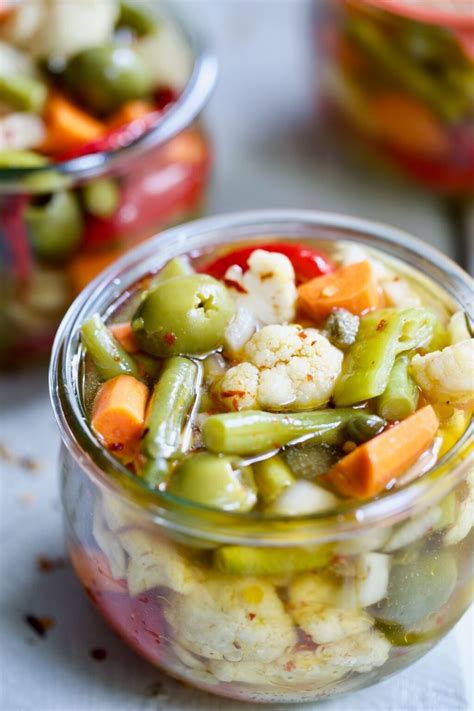 Homemade Giardiniera Recipe (Italian Pickled Vegetables)