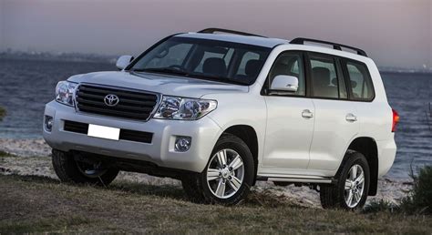 Toyota Land Cruiser White 2013 Land Cruiser Toyota Land Cruiser Toyota