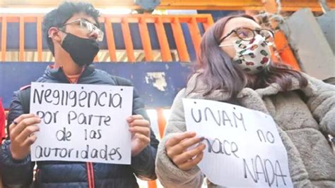 Alumnos De Prepa De La UNAM Denuncian Negligencia Por Muerte De Alumna