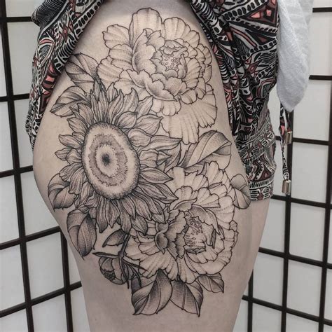 105 Best Hip Tattoo Designs And Meanings For Girls 2019