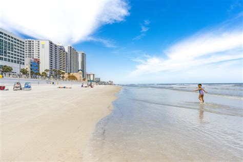 Daytona Beach Shores, FL City Guide | About Living in Daytona Beach Shores - Homes.com