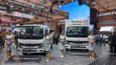 Mitsubishi Fuso Resmi Luncurkan Truk Listrik Ecanter Oto Mounture