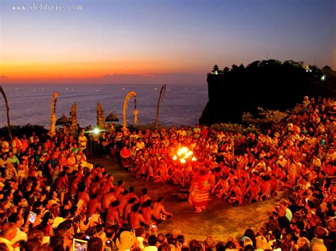 Indonesia: Kecak Dance In Uluwatu