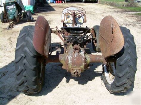 Ford 9N tractor for parts,extra parts,engine